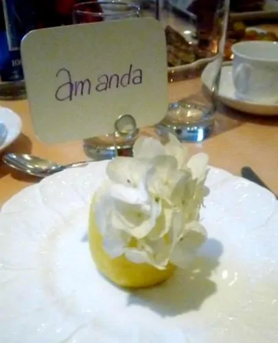 Mother’s Day Brunch Decorations: Place Cards and Centerpieces