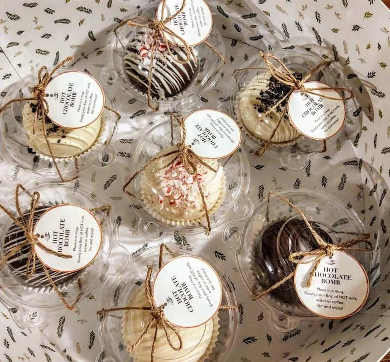 Hot Cocoa Bombs  - Special Christmas Gift Ideas for Food Lovers 2020