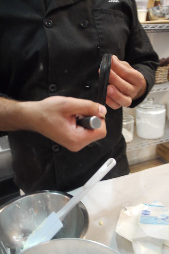 vanilla bean vanilla frosting