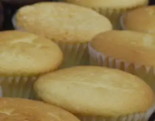 vanilla cupcakes from scratch