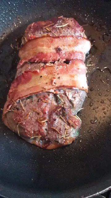 how to cook bacon wrapped steak in oven