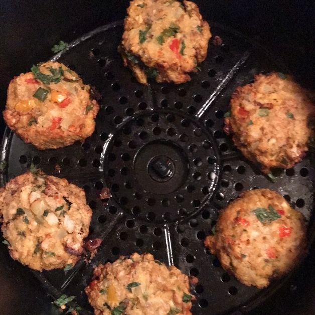 Air Fryer Salmon Cakes